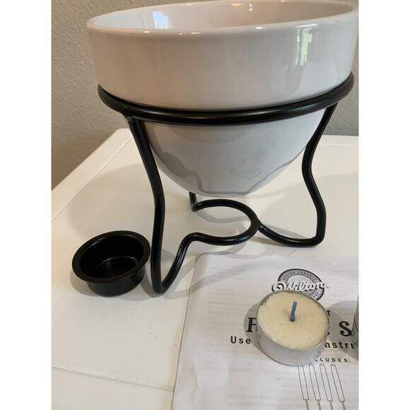 Vtg 2003 Wilton Dessert Fondue 8pcs Set 4 Forks Bowl Stand Candles Holder NOS - Picture 7 of 8